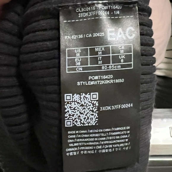 GUESS Y2K Monochrome Ribbed Sweater Dress - Size Medium - Picture 4 of 5